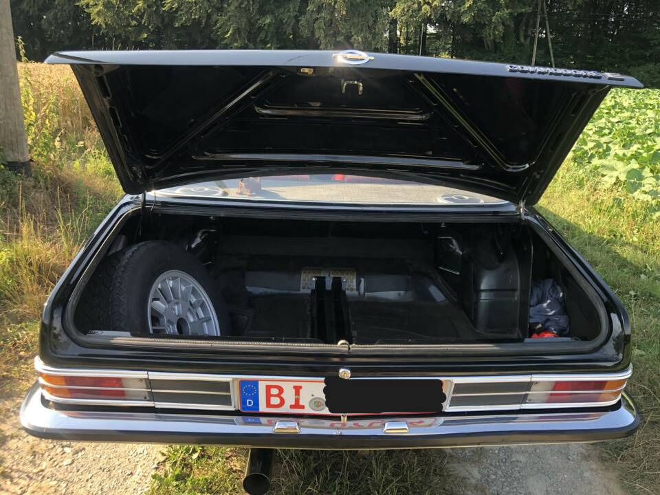 Image 8/32 of Opel Commodore 2,8 GS/E (1974)