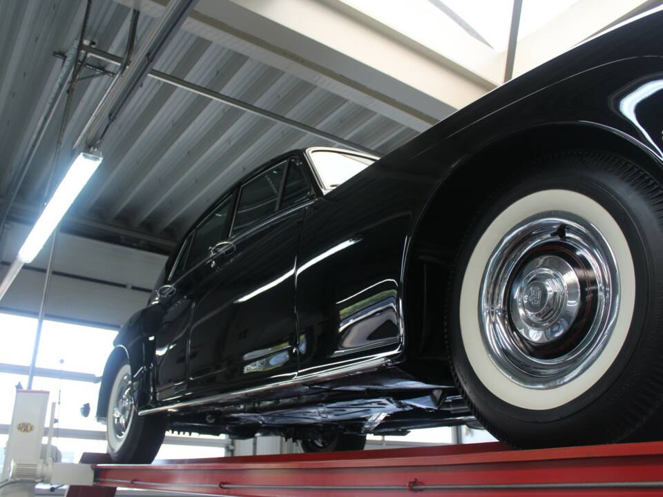 Immagine 8/50 di Rolls-Royce Silver Cloud III (1965)