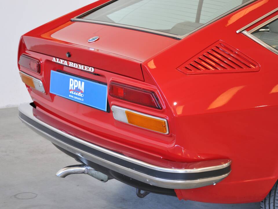 Bild 27/29 von Alfa Romeo Alfetta GT 1.6 (1978)