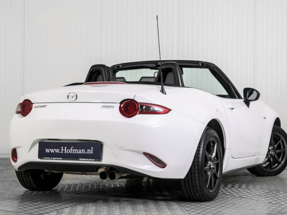 Afbeelding 50/50 van Mazda MX-5 1.5 (2016)