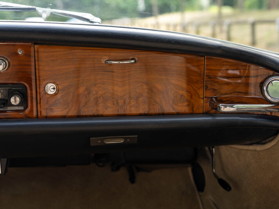 Immagine 18/22 di Rolls-Royce Silver Cloud III &quot;Chinese Eyes&quot; (1964)