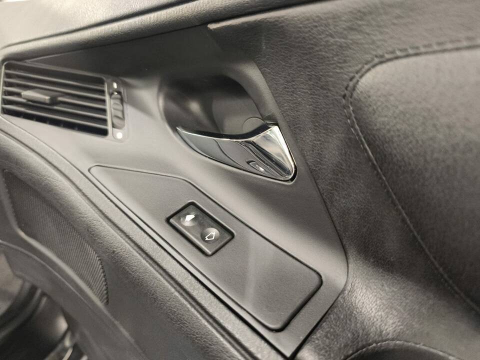 Image 11/16 of BMW 850CSi (1994)
