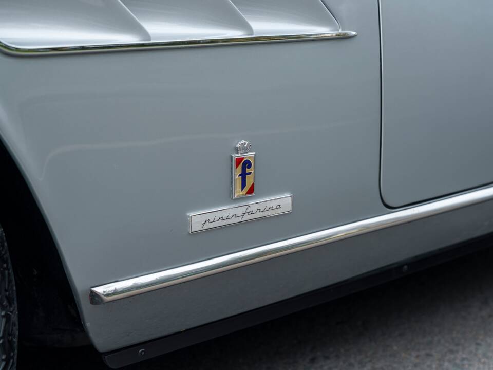 Bild 15/38 von Ferrari 275 GTS (1966)