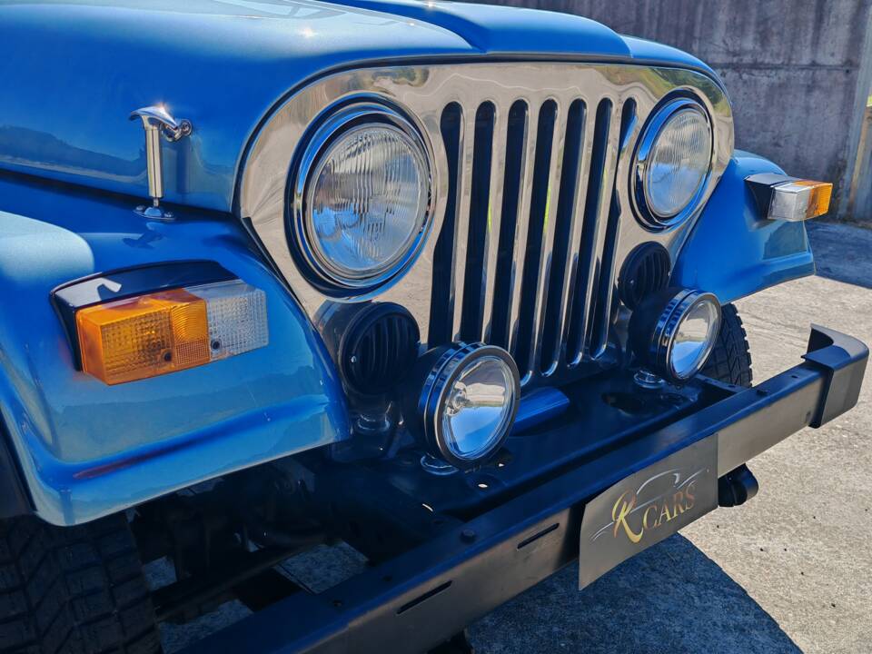Image 12/31 of Jeep CJ-7 2.4L Diesel (1983)