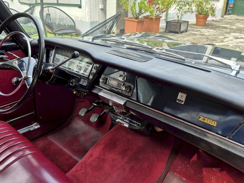 Bild 30/47 von FIAT 2300 (1961)