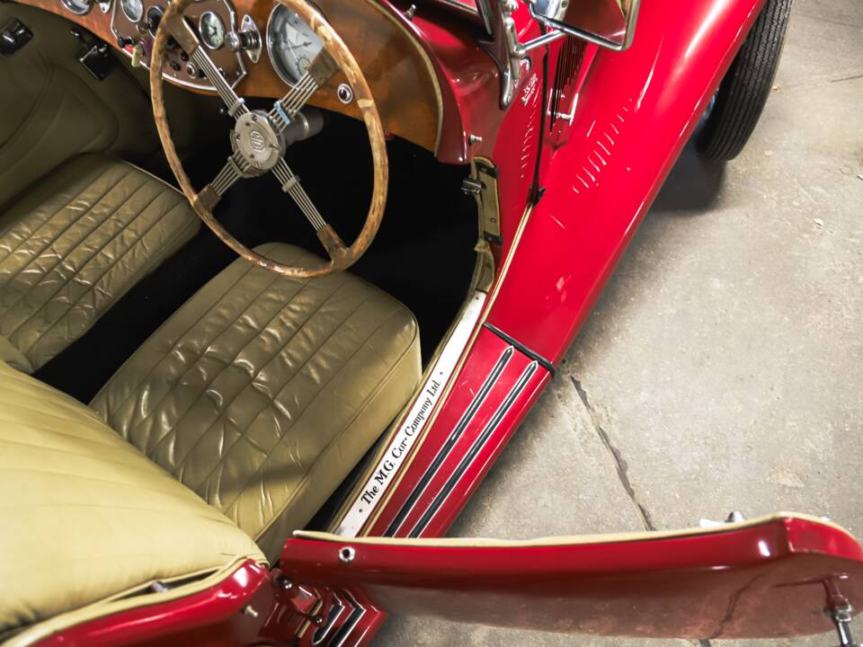 Bild 18/69 von MG TC (1948)