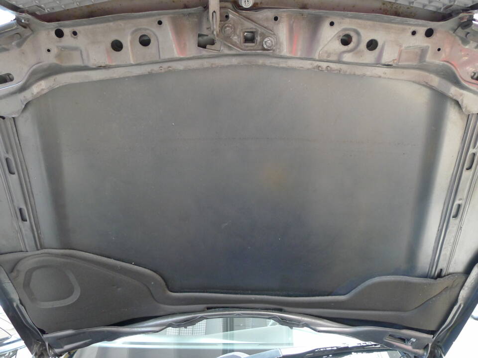 Image 2/34 de Mercedes-Benz 190 E 1.8 (1991)
