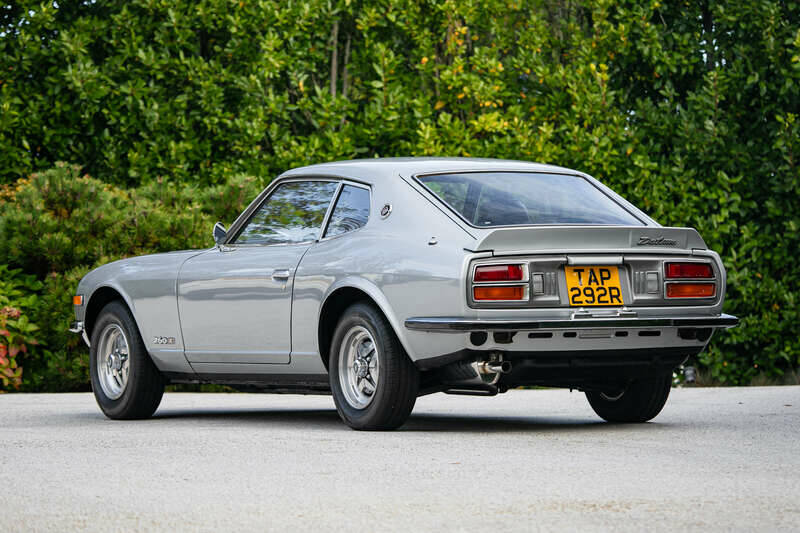 Image 4/35 of Datsun 260 Z (1976)