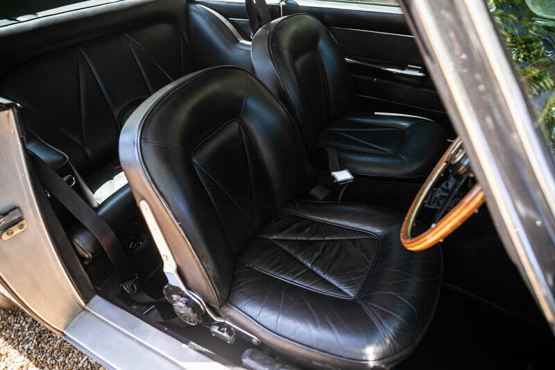 Afbeelding 37/47 van Aston Martin DB 6 Vantage (1966)