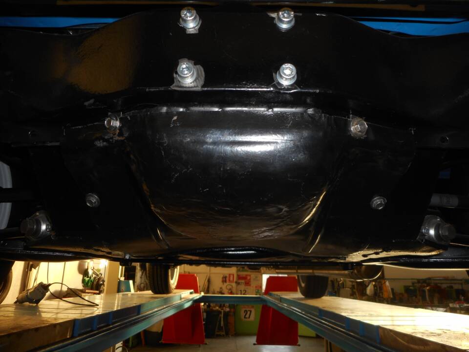 Image 93/98 de Renault R 4 TL (1984)