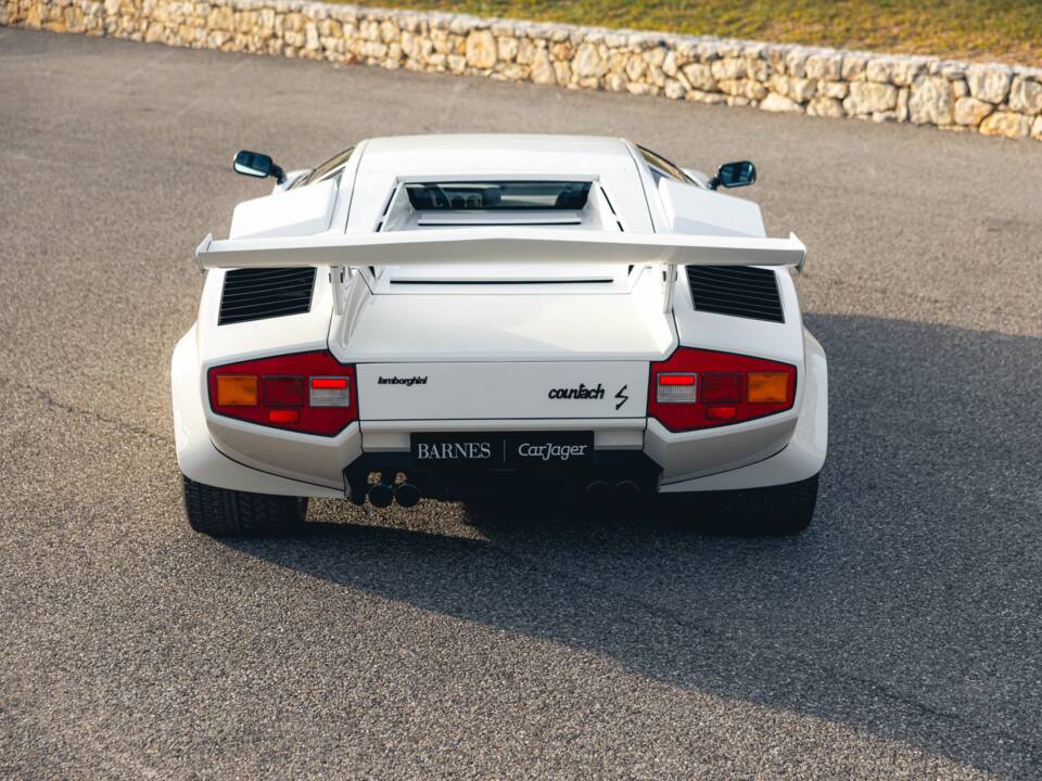 Image 5/73 of Lamborghini Countach LP 400 S (1980)