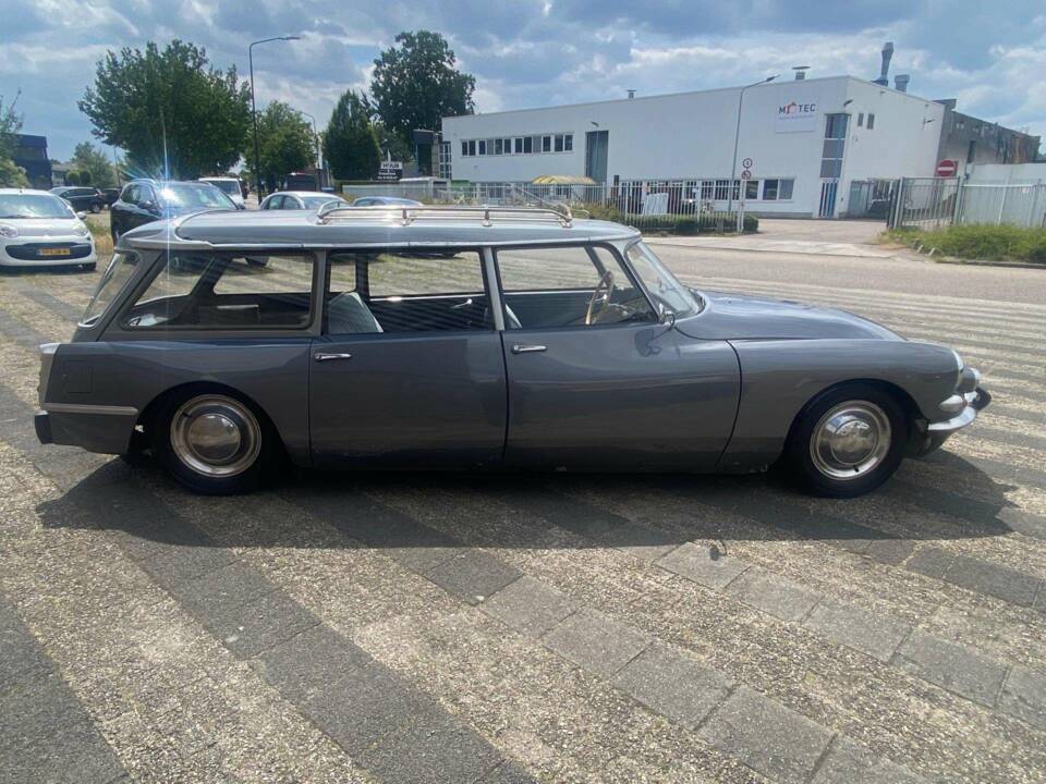 Bild 26/50 von Citroën DS 21 Familiale (1967)