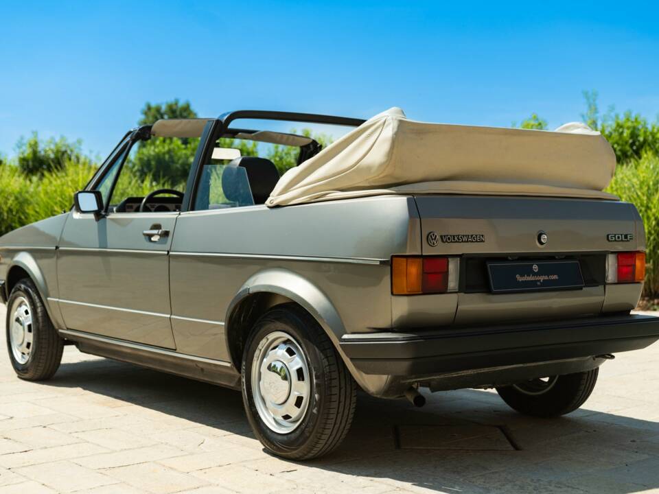 Image 13/50 of Volkswagen Golf Mk I Convertible 1.1 (1980)