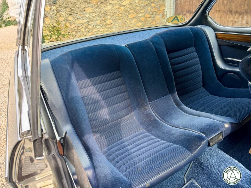 Bild 22/51 von BMW 3,0 CSi (1975)