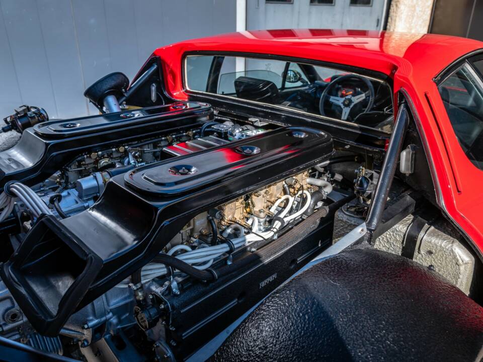 Image 43/50 of Ferrari 512 BB (1980)
