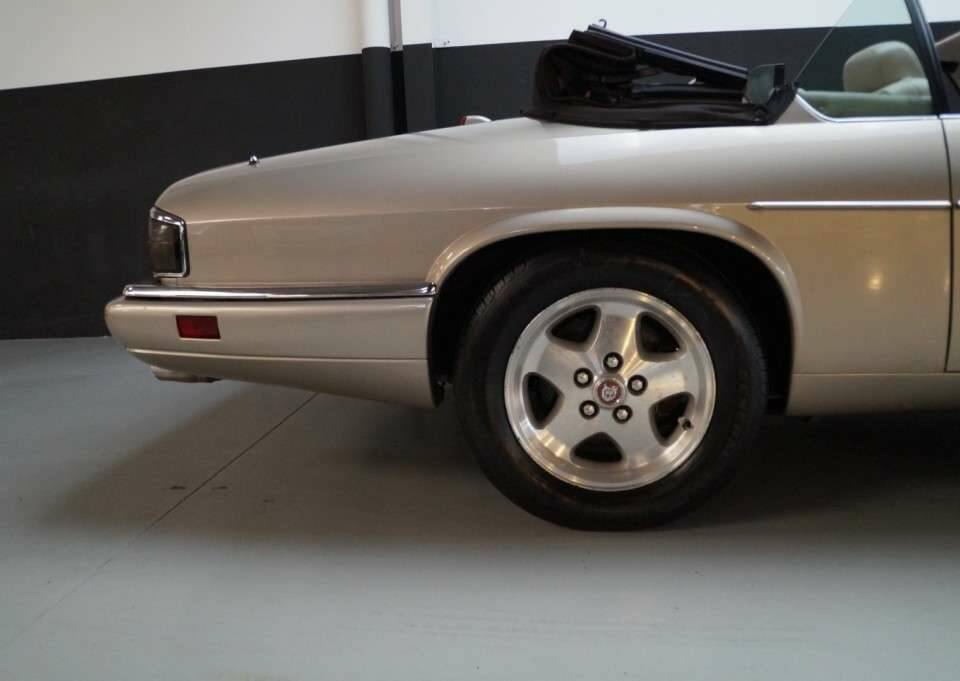 Image 29/50 de Jaguar XJS 4.0 (1995)