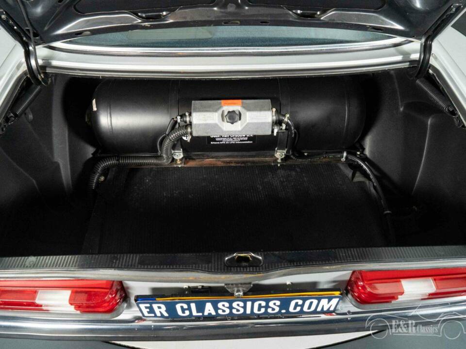 Imagen 19/19 de Mercedes-Benz 250 (1978)