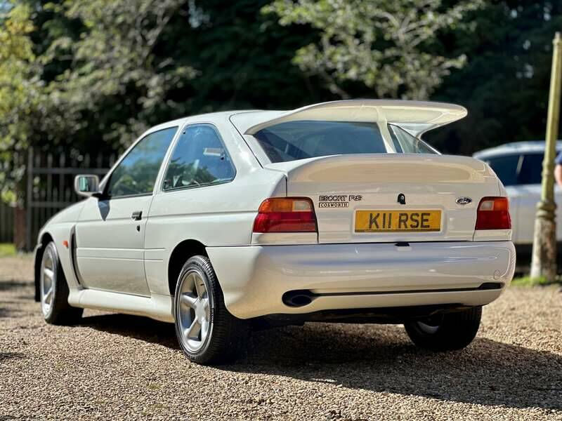 Image 5/12 de Ford Escort RS Cosworth (1992)