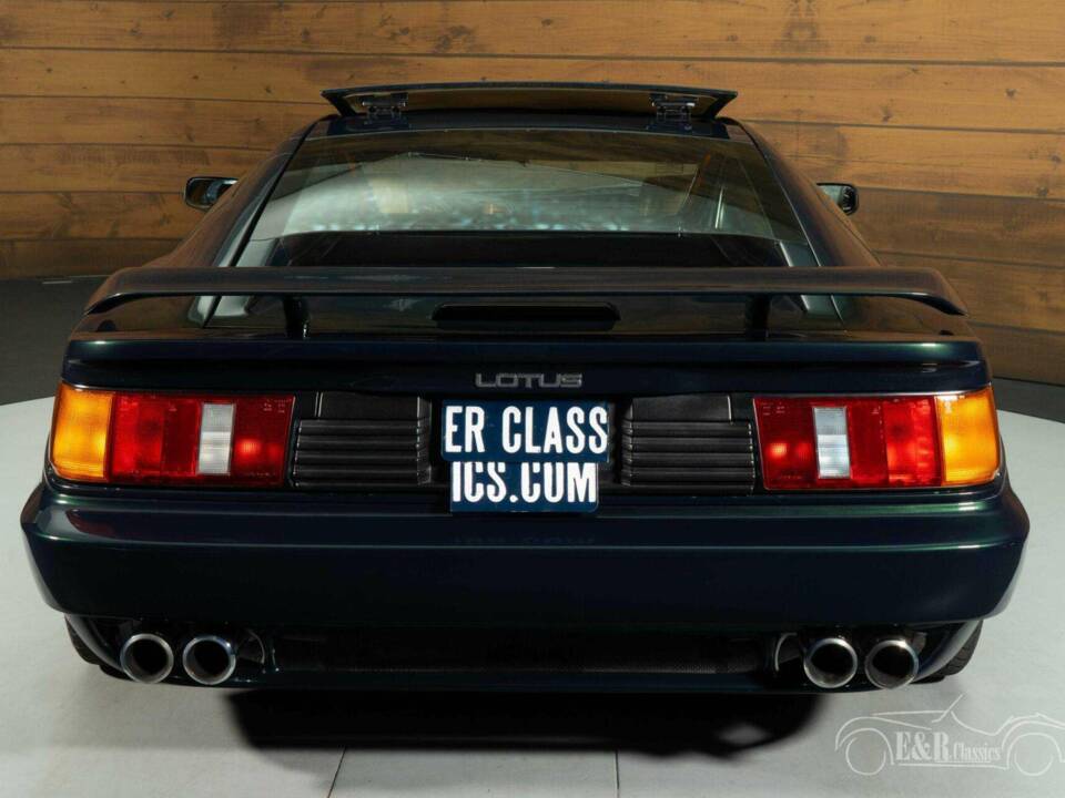 Image 15/19 of Lotus Esprit SE (1990)