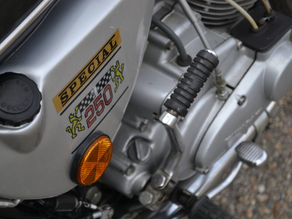 Immagine 20/30 di Kawasaki A 1 Samurai (1970)