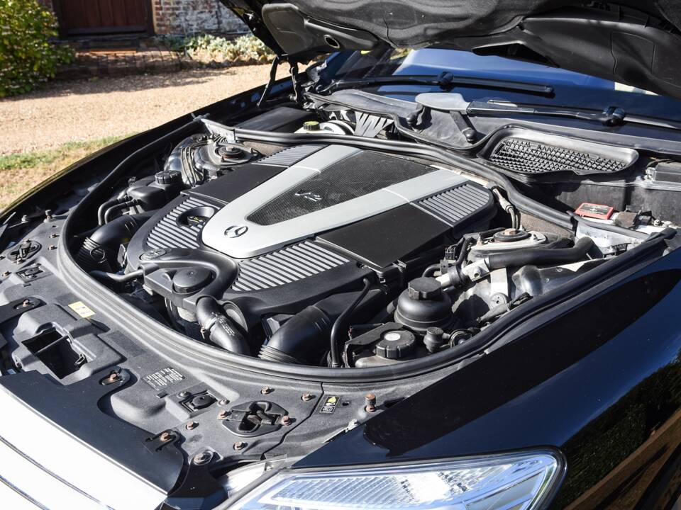 Bild 34/37 von Mercedes-Benz CL 600 (2007)