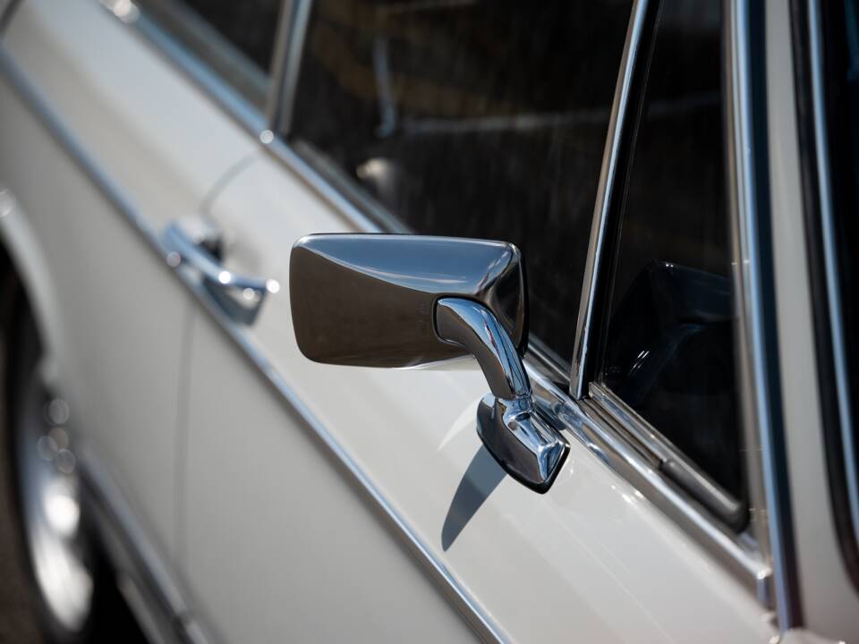 Bild 18/50 von BMW 2002 (1971)