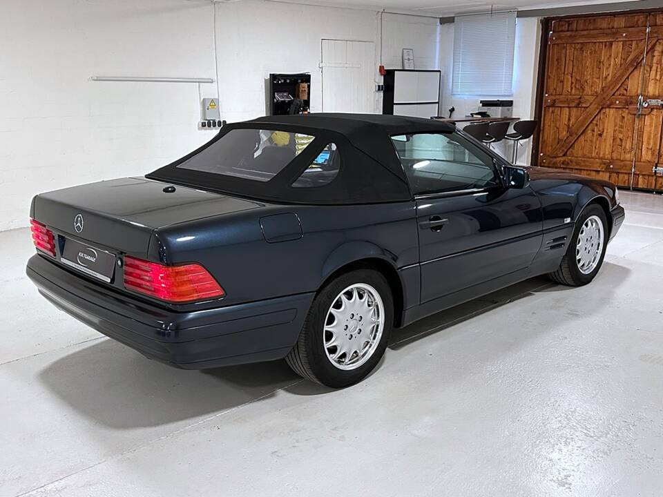 Bild 11/32 von Mercedes-Benz SL 500 (1997)
