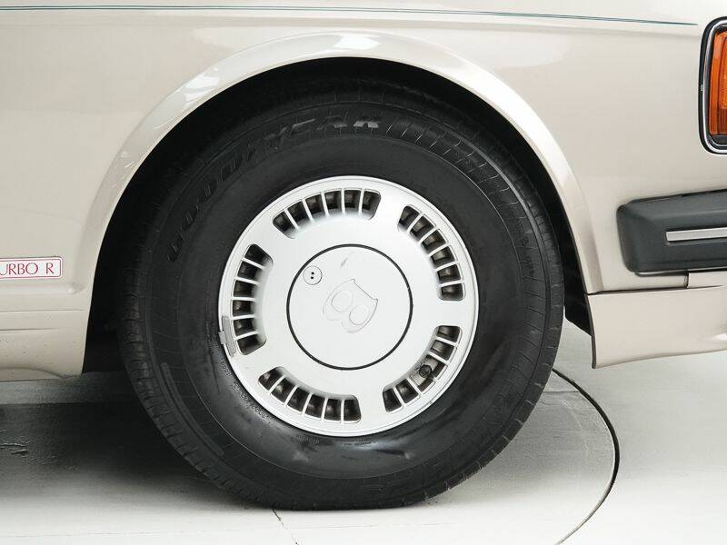 Bild 11/15 von Bentley Turbo R (1990)