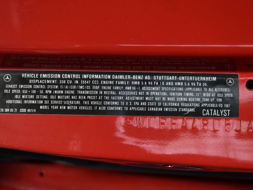 Image 57/94 of Mercedes-Benz 560 SL (1988)