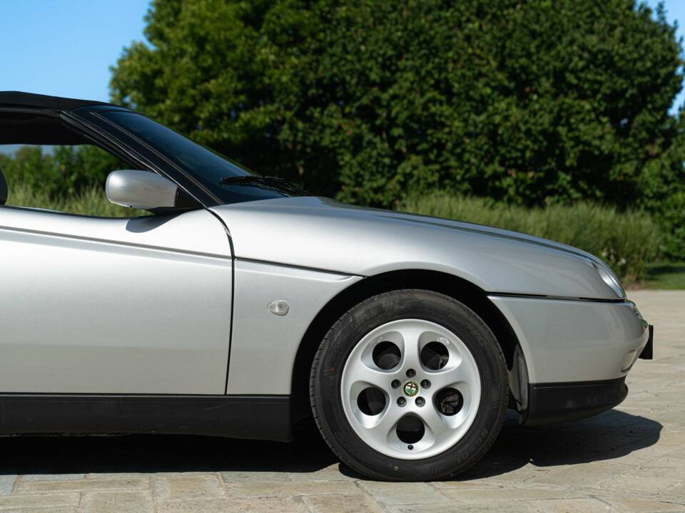 Bild 12/50 von Alfa Romeo Spider 2.0 Twin Spark 16V (1996)