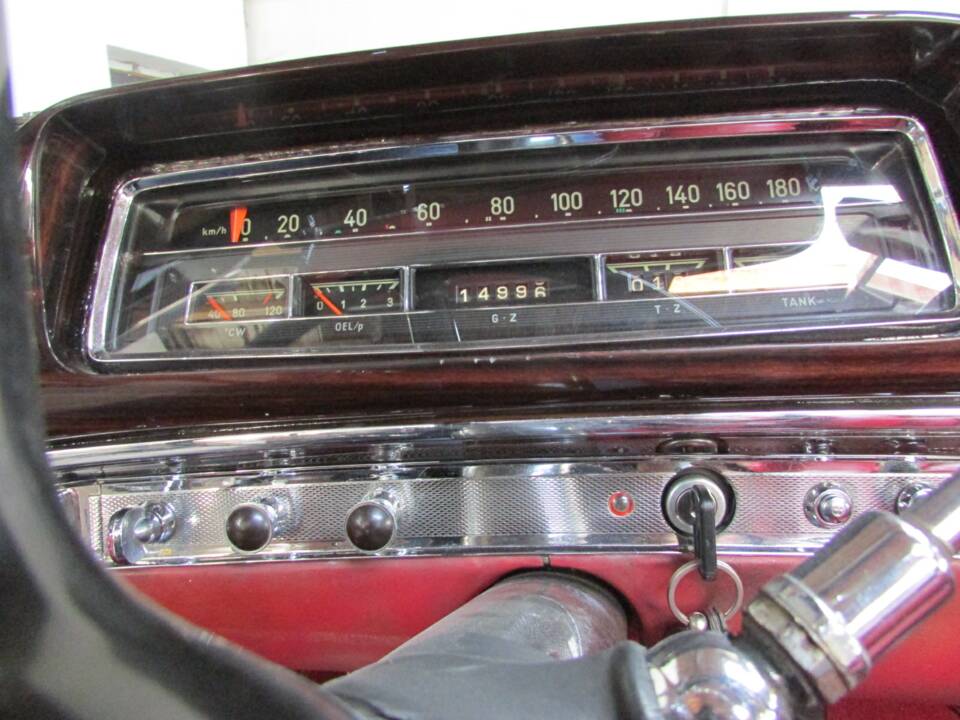 Bild 28/73 von Mercedes-Benz 220 S Cabriolet (1957)