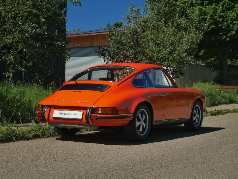 Image 2/50 de Porsche 911 2.4 S (1900)