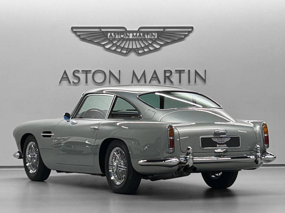 Imagen 2/18 de Aston Martin DB 4 (1960)