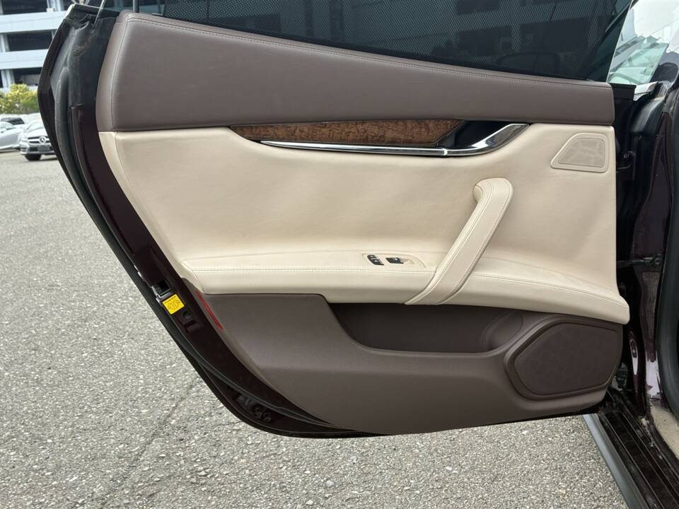 Image 41/56 of Maserati Quattroporte S (2015)