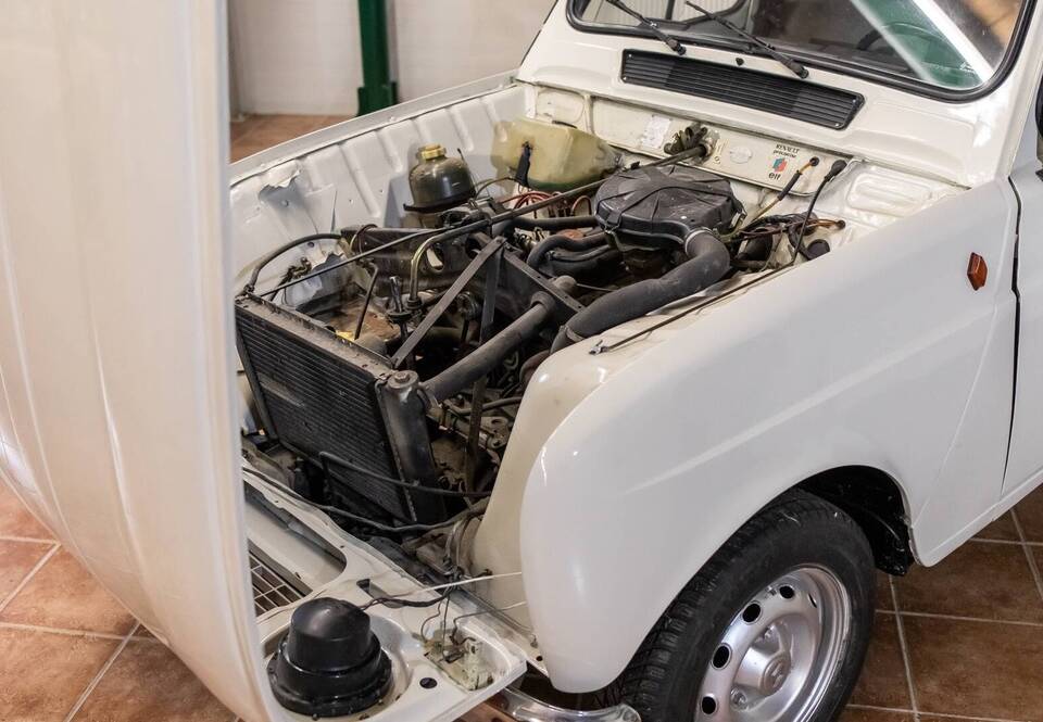 Immagine 3/54 di Renault R 4 TL (1987)