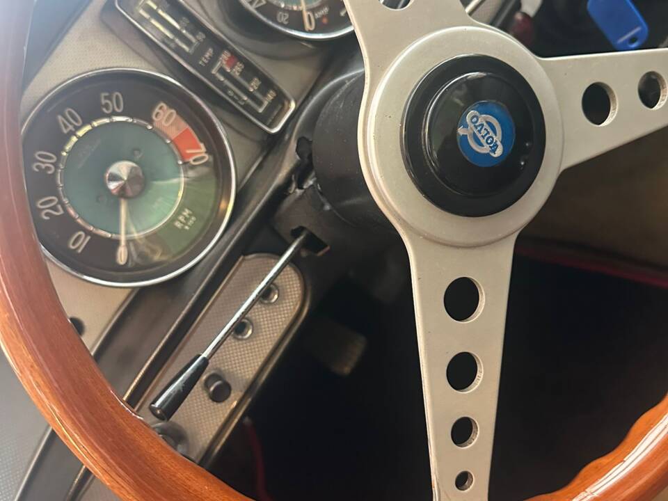 Bild 10/16 von Volvo 1800 S (1967)