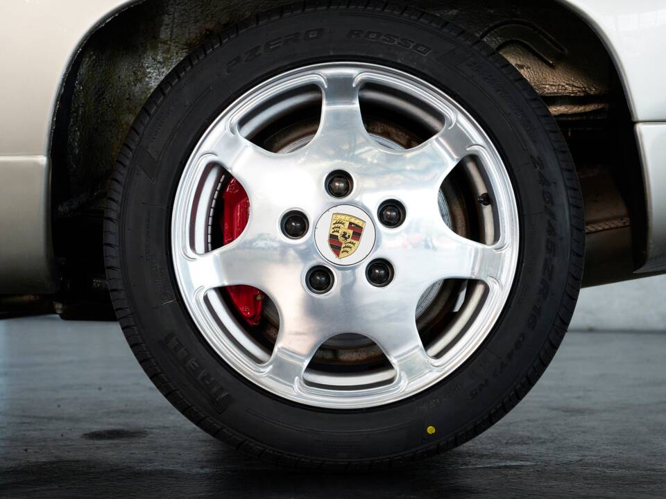 Image 8/50 of Porsche 928 GT (1989)