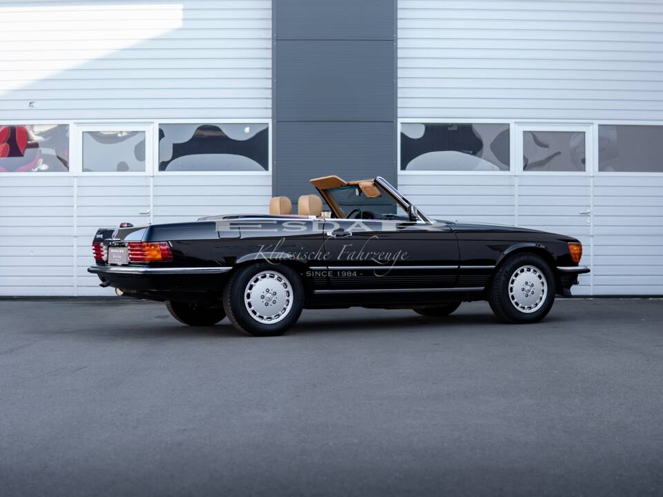 Image 3/37 of Mercedes-Benz 560 SL (1989)