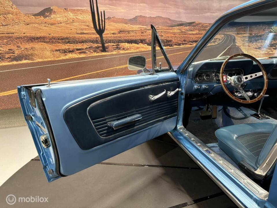 Image 40/50 de Ford Mustang 289 (1966)