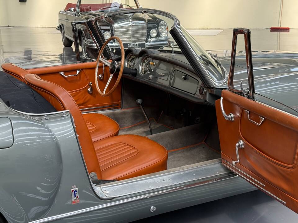 Bild 2/33 von Lancia Aurelia B24 Convertibile (1958)