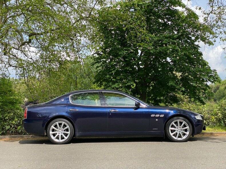 Bild 6/50 von Maserati Quattroporte 4.2 (2008)