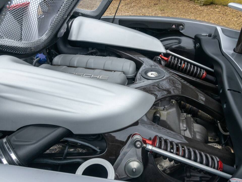 Image 46/50 de Porsche Carrera GT (2005)