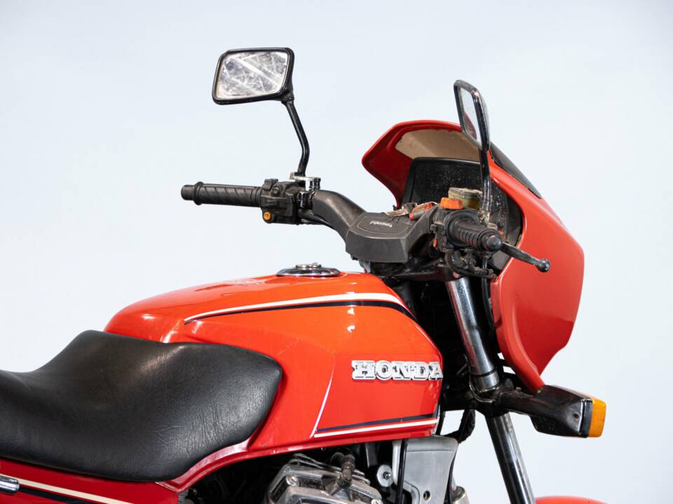 Image 11/40 of Honda CX 500 Turbo (1982)