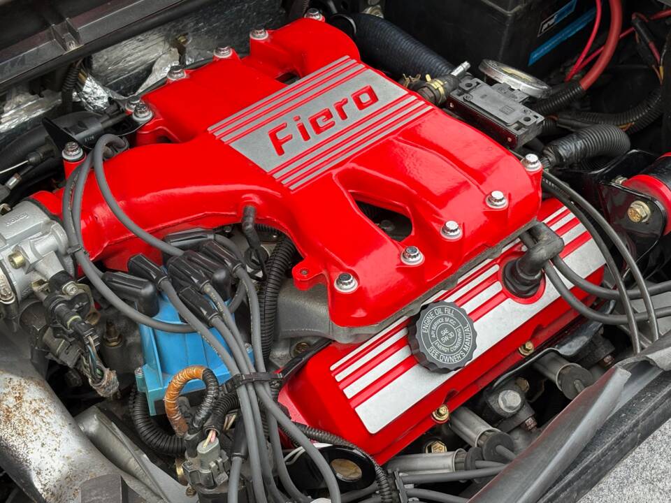 Image 19/31 de Pontiac Fiero GT (1987)