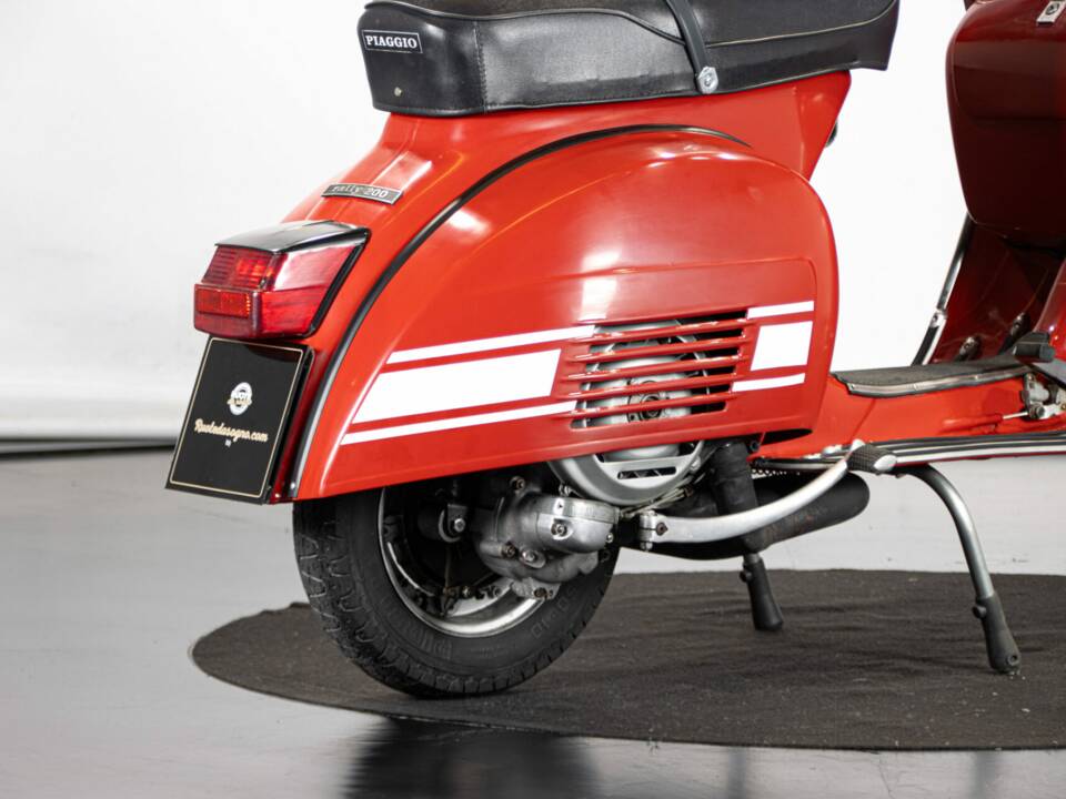 Image 17/50 of Piaggio Vespa 200 Rally (1976)