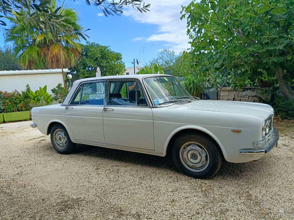Immagine 39/50 di Lancia Flavia 2000 (1974)