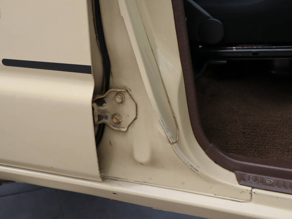 Bild 33/50 von Toyota Land Cruiser FJ 60 (1984)