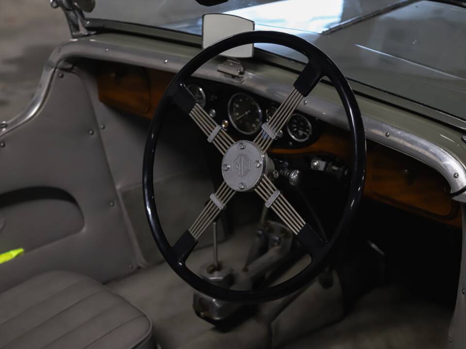 Image 29/66 of MG J1 Midget (1932)