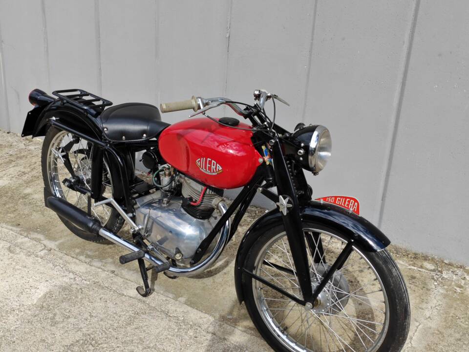 Immagine 5/14 di Gilera 150 Sport (1953)