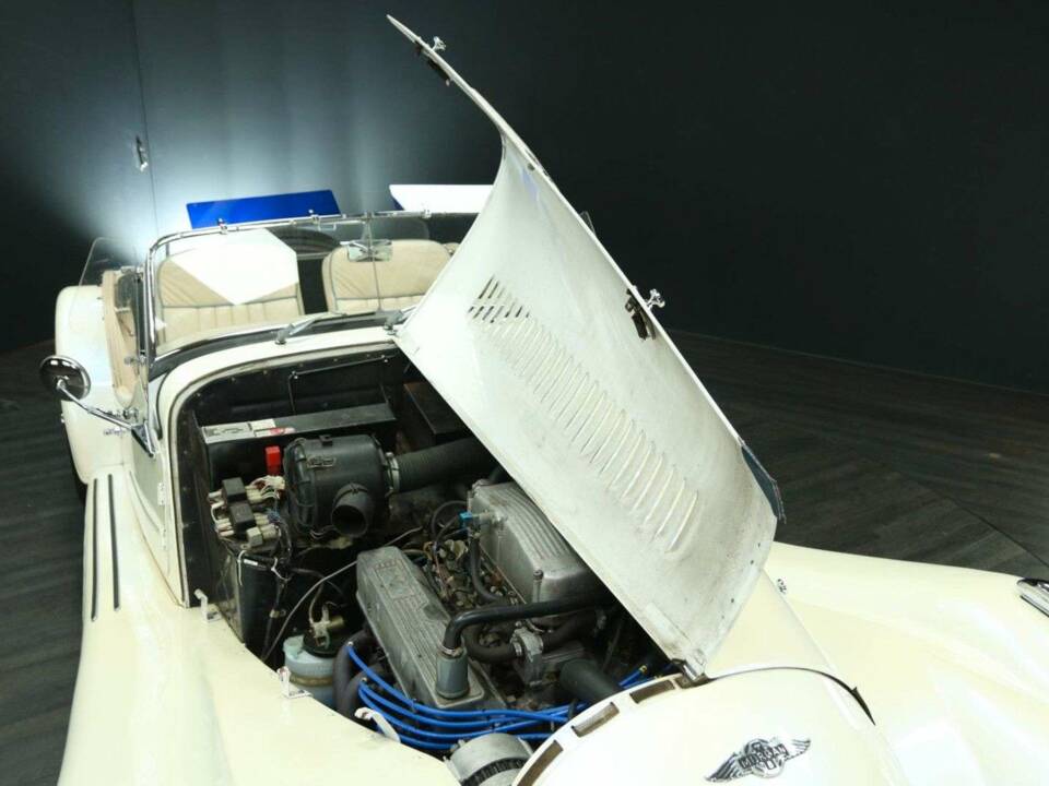 Bild 19/30 von Morgan Plus 8 Inj. (1987)
